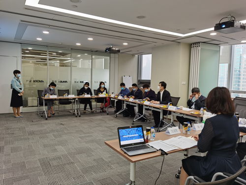 李逸平走訪調(diào)研兩家藥企，聚焦企業(yè)運(yùn)營發(fā)展并開展技術(shù)咨詢